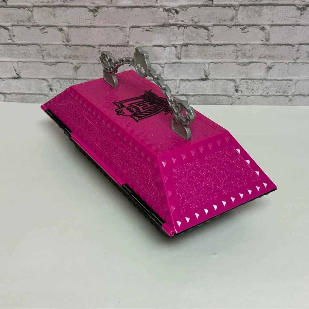 Monster High Authentic Create a Monster Design Lab 2011 Pink Black Coffin Only
